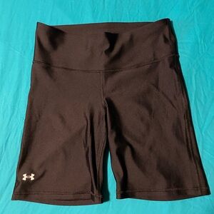 Under armour, womens black compression bike shorts, large